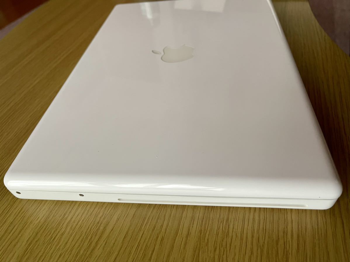 Apple MacBook 2007 A1181 中古品送料込み!!_画像6