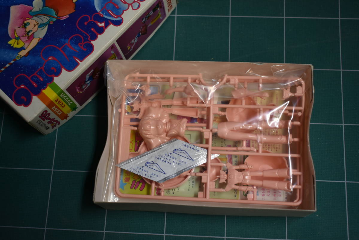 Qn794【... издание 】vtg Bandai Magical Princess Minky Momo Model kit unassembled unpainted ...   ... ... ключ  момо  JAN нет  