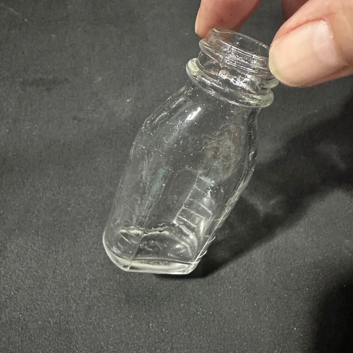 薬瓶 昭和レトロ 小瓶 気泡 ボトル