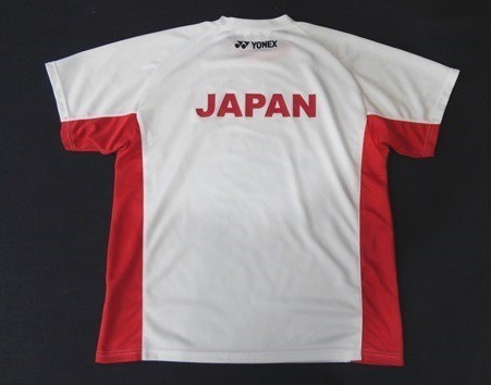 r1_5123 ★定形外 配送★ 美品 YONEXヨネックス メンズ テニス 日本代表 Tシャツ 半袖 JAPAN ホワイト×レッド サイズM_画像2