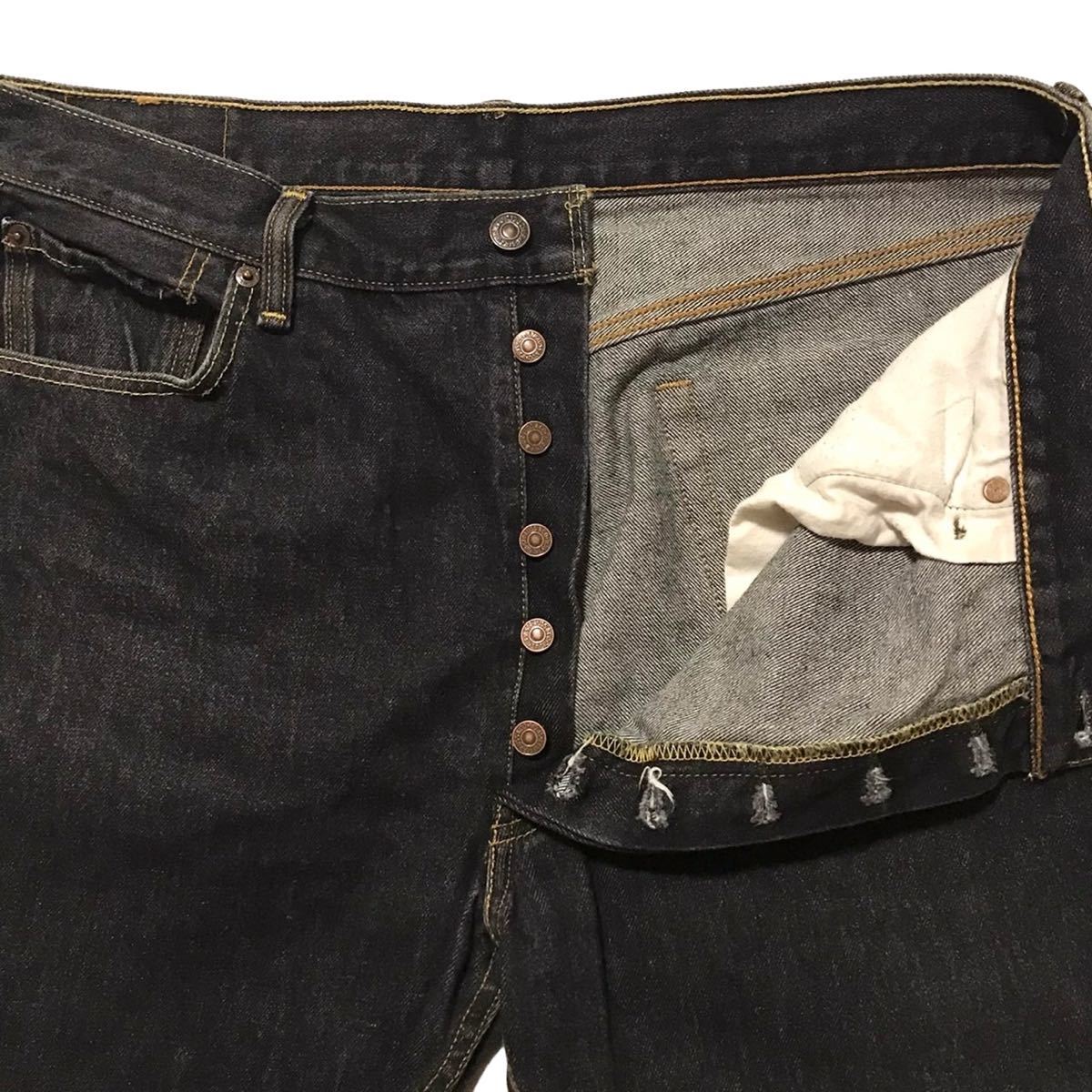 漢の1着 ブラック Levi’s 501R W38 ストレート メンズ ジーパン デニム 紙パッチ 脇割 老舗 リーバイス ジーンズの画像5