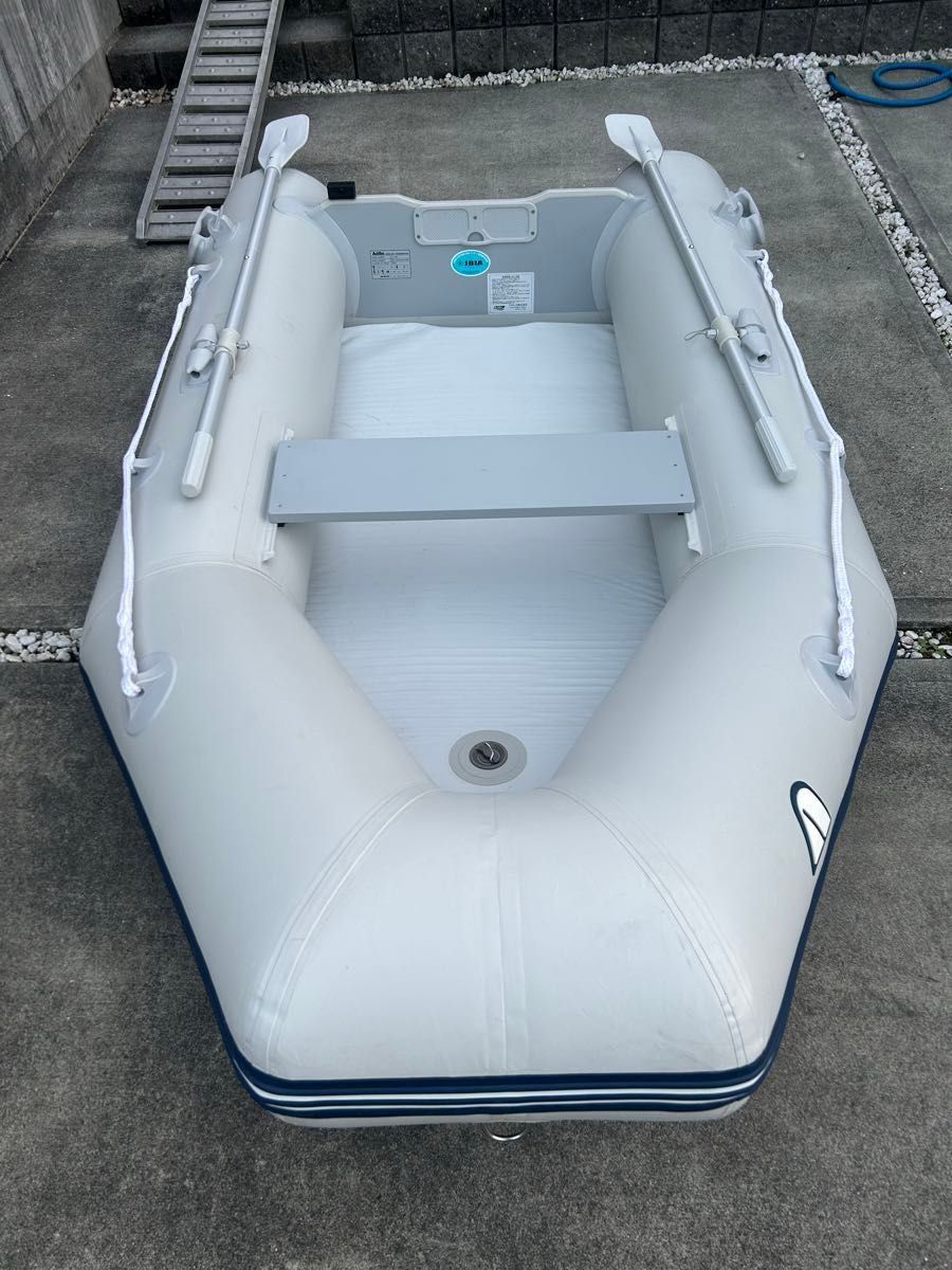 アキレスゴムボートPVL260 ゼファー ジョイクラフト BEE 値下げ アキレスゴムボートPVL260 ゼファー ジョイクラフト BEE 値下げ