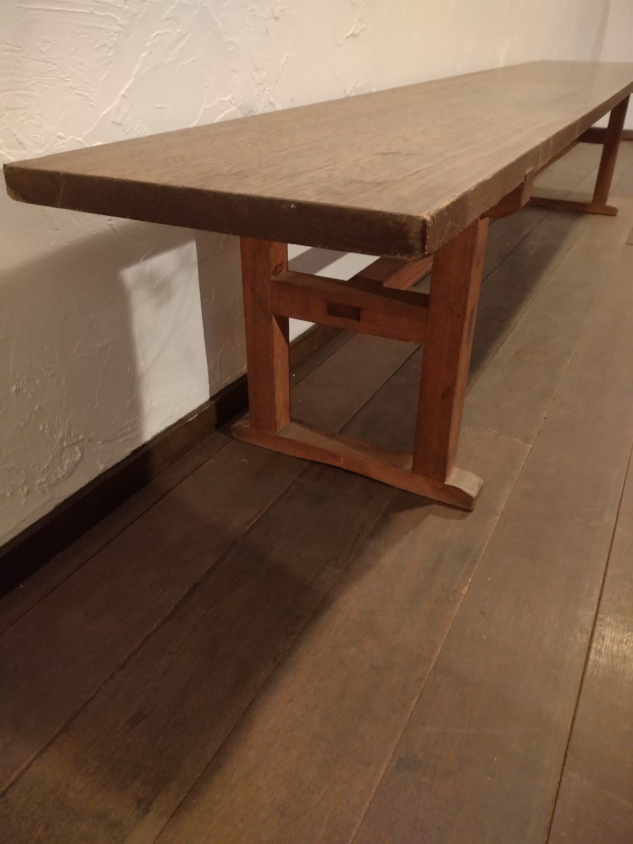 1116-7 old Japanese-style house . is used ... old la one material . structure ... length desk / stand for flower vase / small of the back .. bench width approximately 175cm depth 27.5cm height approximately 32cm