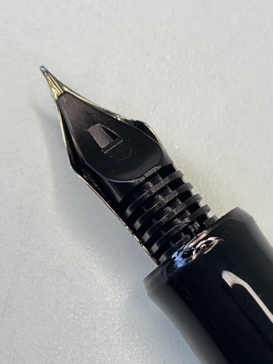 営ST124-60◆ PILOT／パイロット ブラック×ゴールド 万年筆 ペン先 14k-585 刻印 筆記具 （筆記未確認・現状品）_画像3