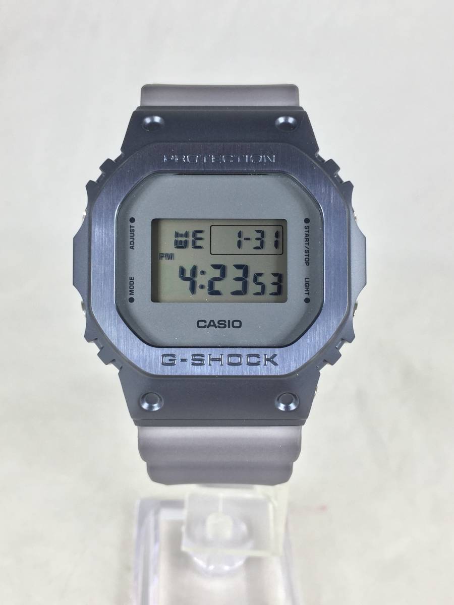 【MM-21】未使用品 G-SHOCK GM-5600MF-2JF MIDNIGHT FOG『真夜中の霧』シリーズ デジタル プライスタグ・保証書・取扱説明書付き_画像3