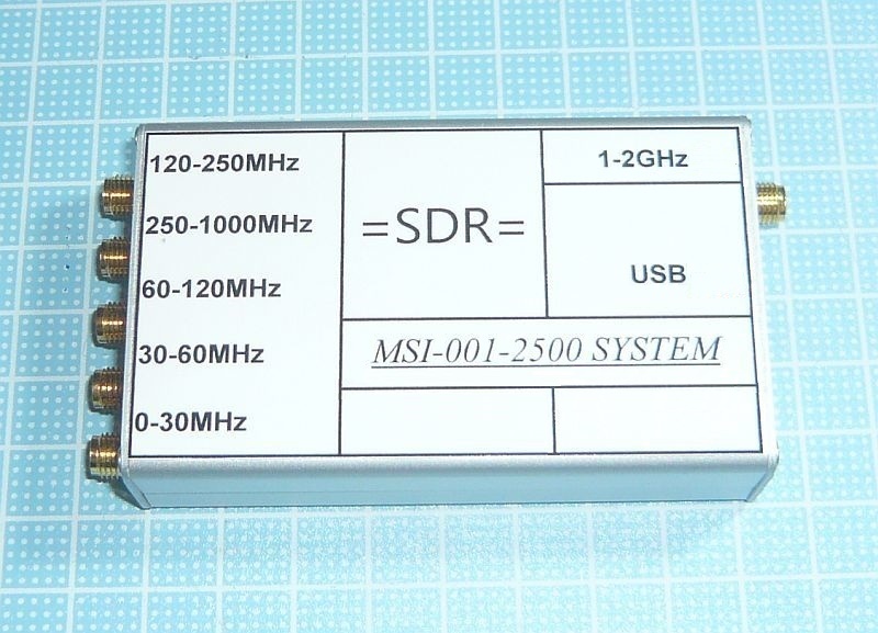 MSI_ SDR SYS_905 10K- 2GHz SDR ラジオ MSI001 -2500 SYSTEM ALケース 入り_お送りする内容です。