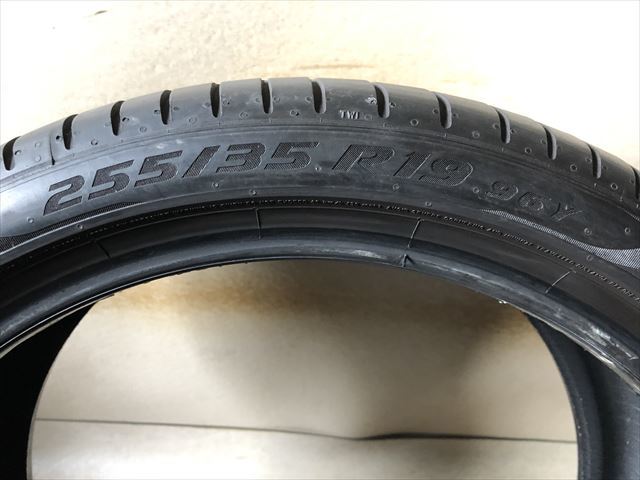 激安中古タイヤ　　255/35R19 96Y RFT ピレリ　P ZEO ☆　　20年製　　2本_画像5