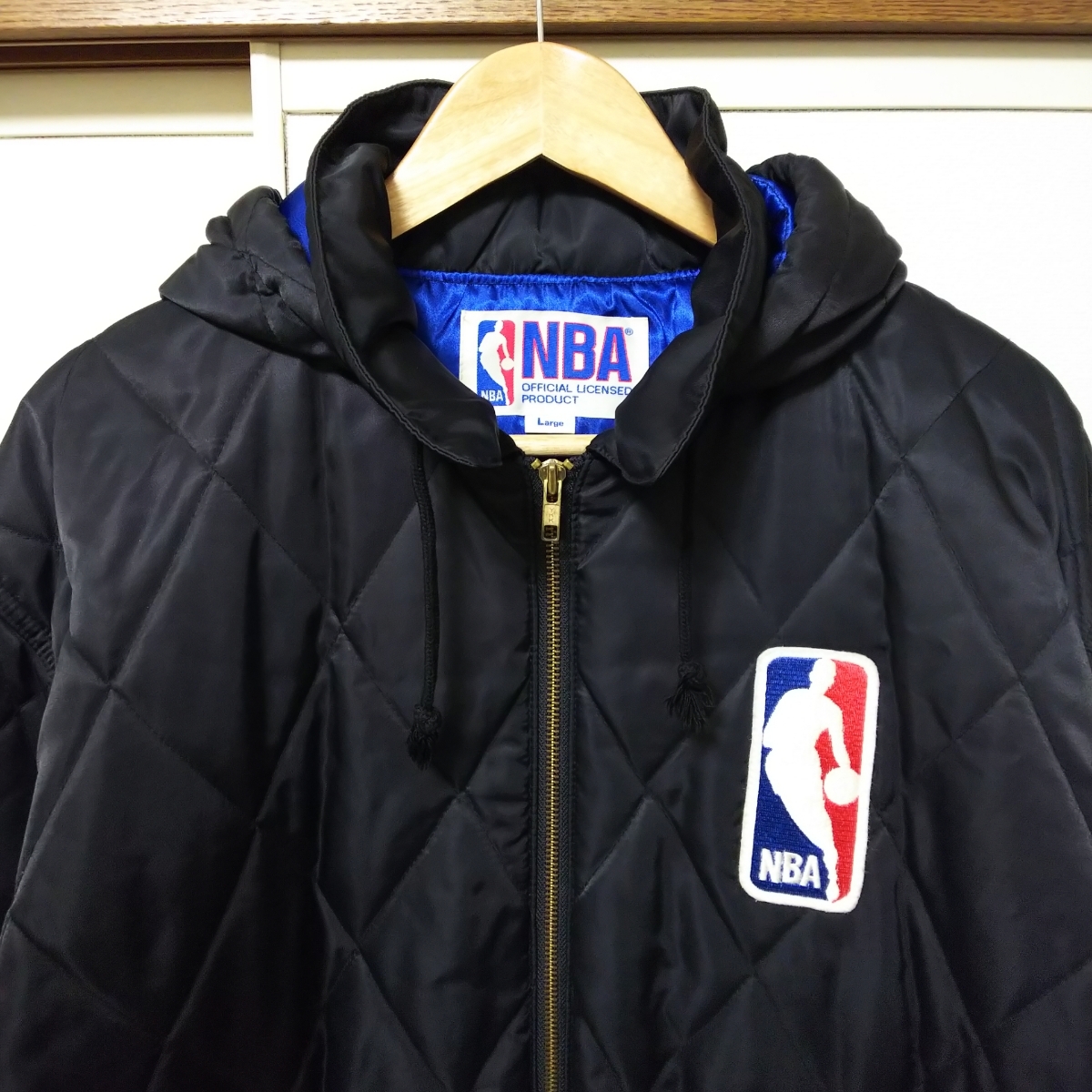 【バスケットボール】NBA フード付き ベンチコート キルティングジャケット Lサイズ ブラック 防風・防寒_画像5