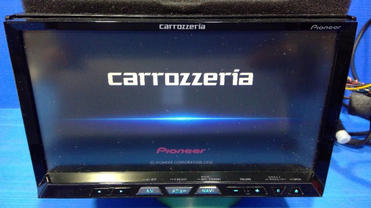 (I)カーナビ カロッツェリア AVIC-ZH09 CD/DVD/BT/USB/TV/地図データ2012 動作確認初期化済み。スバル用電源カプラー付き (0093)_画像1