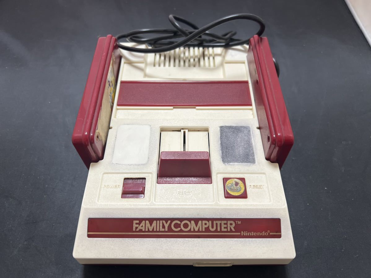 【菅:KER1969】☆中古・動作未確認☆ ファミリーコンピューター Nintendo 任天堂 本体・ゲームソフト３点付　HVC001 箱なし_画像5