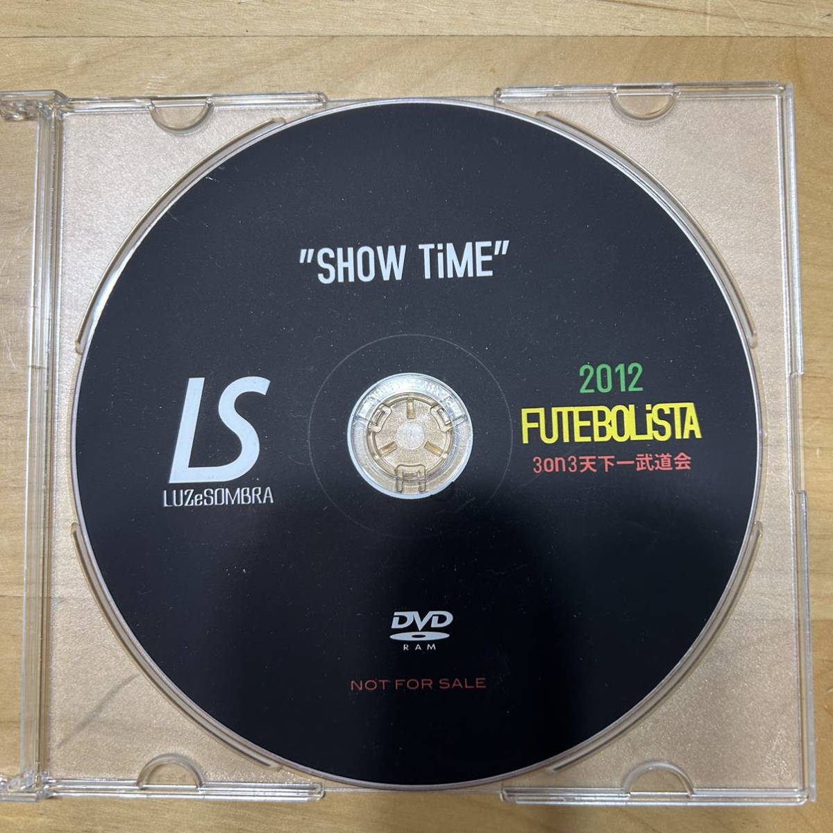 格安スタート！LUZ e SOMBRA 2012 FUTEBOLiSTA 3on3 天下一武道会 非売品DVD “SHOW TiME” 美中古品 ルースイソンブラ 入手困難 当時物_画像1