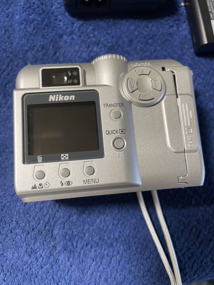 ニコン Nikon Coolpix E775 5.8-17.4mm F2.8-4.9 バッテリー　メモリーカード　付き　コンパクトデジタルカメラ _画像6