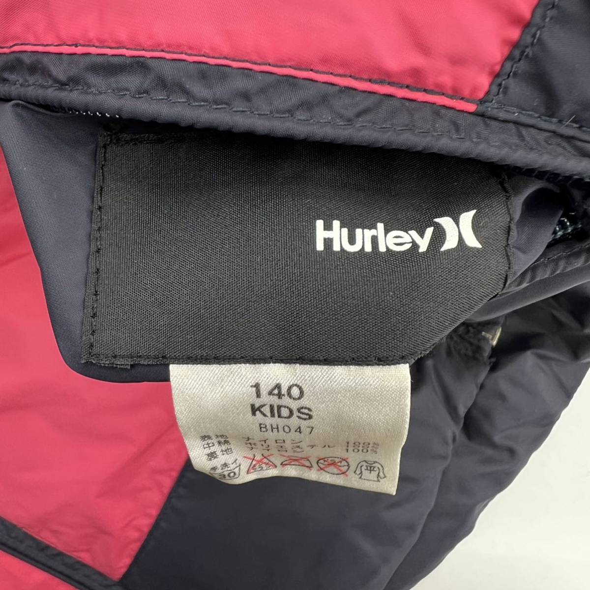 Hurley ☆ 可愛くておしゃれ◎ キッズ 140 リバーシブル 中綿 ベスト ピンク ネイビー 秋冬 アウトドア 休日 お出かけ ハーレー■S2848_画像4