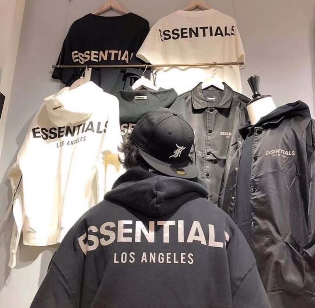 新品　FOG-Fear Of God Essentials LA 限定 エッセンシャルズ パーカー リフレクティブ　フーディブラックM_画像3