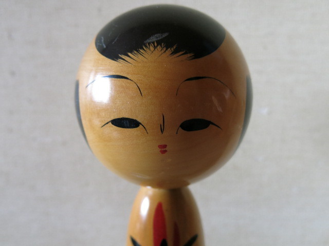 ●中古品● 工芸品 「こけし」銘あり＊創作 伝統 民芸品 日本人形_画像1