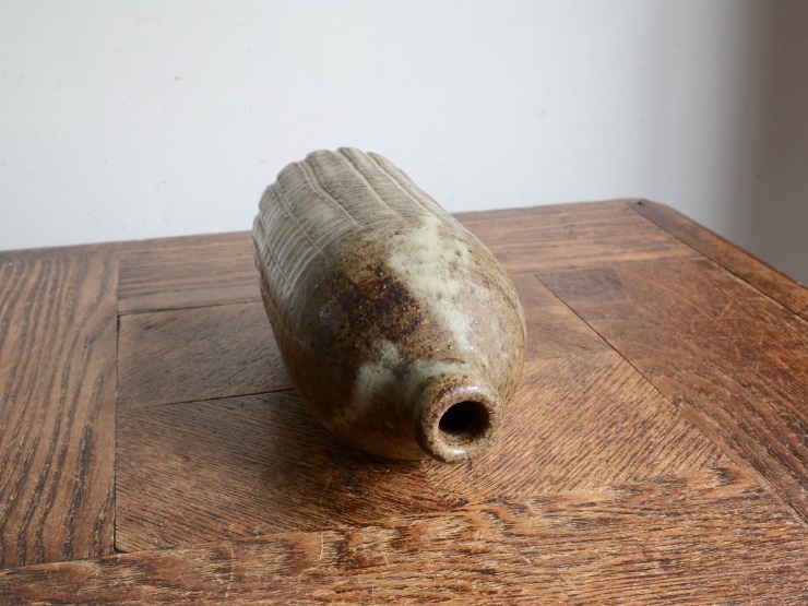 アンティーク花器 オブジェ ヴィンテージ デザイン 陶器 フラワーベース（H18cm） 華道 花瓶 生け花ポット_画像5