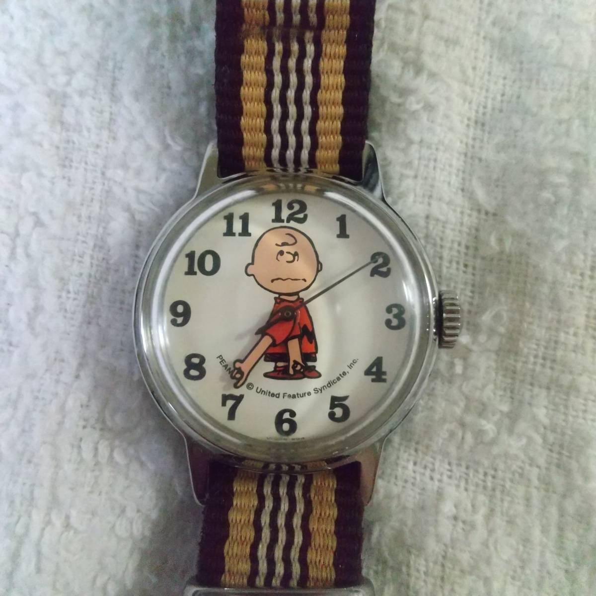  Snoopy Charlie Brown наручные часы 