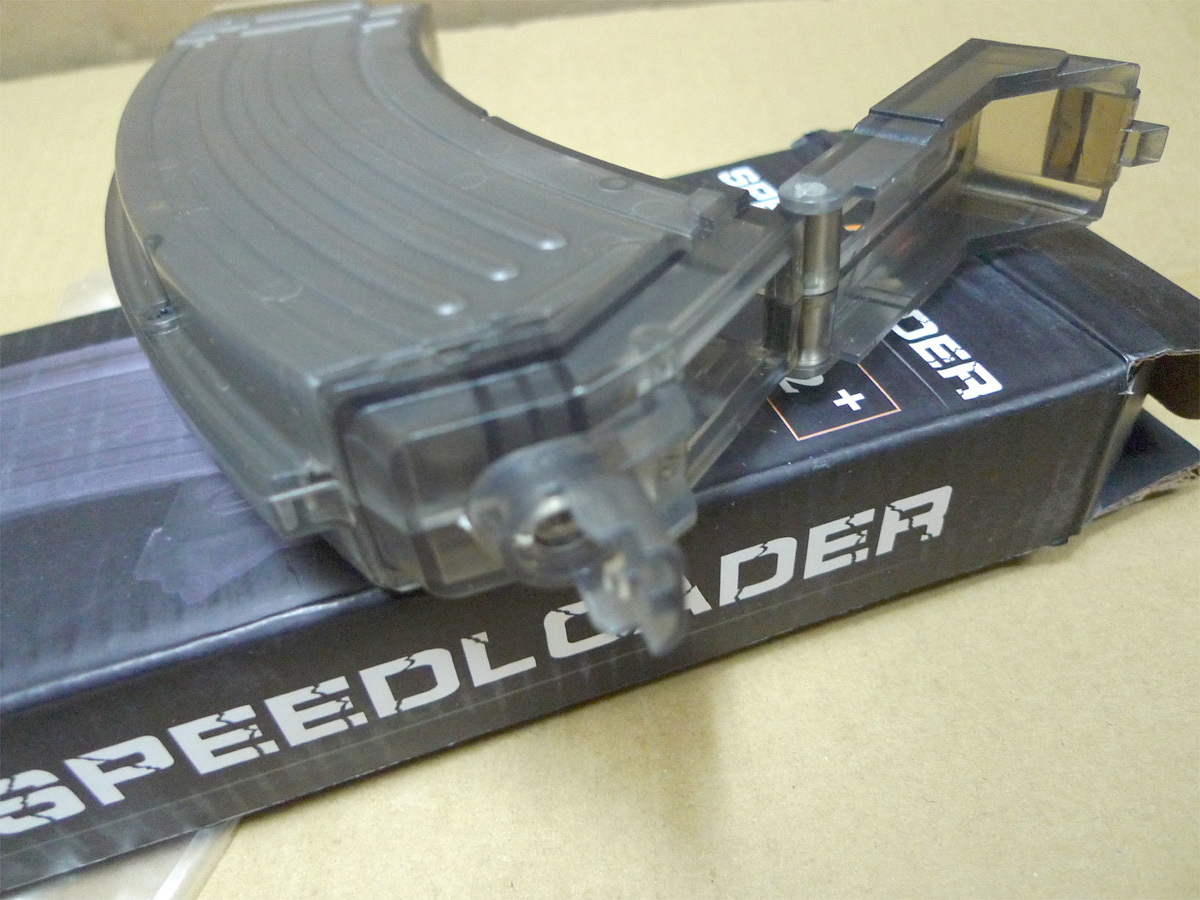 メーカー不明・STD電動/マルイ系GBB対応 AK系列用 AKマガジン型 BBローダー・未使用（動作確認のみ）の画像8
