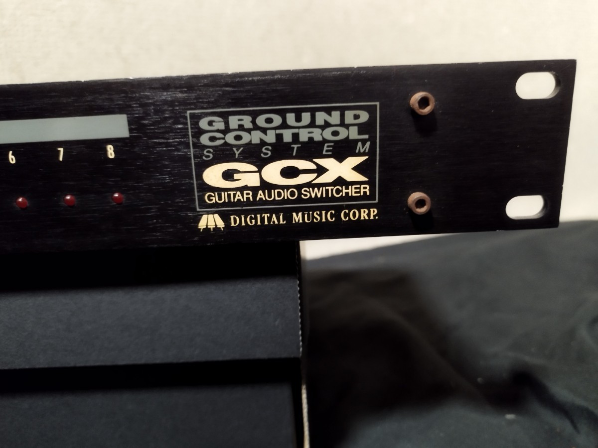 95年製 Digital Music Corp. （現 VOODOO LAB ）Ground control system GCX guitar audio switcher 8ループ MIDI スイッチャー ラック _画像2