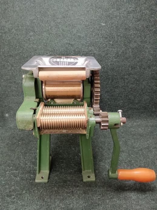 Yahoo!オークション - 中古 使用感少ない 小野機械製造所 うどん Yahoo!オークション - 中古 使用感少ない 小野機械製造所 うどん