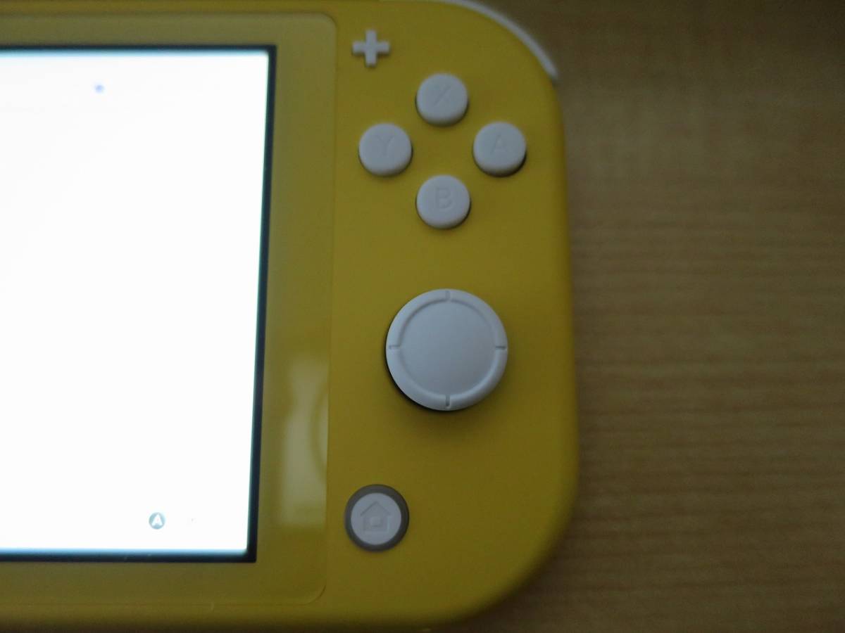 Nintendo Switch Lite イエローの画像3