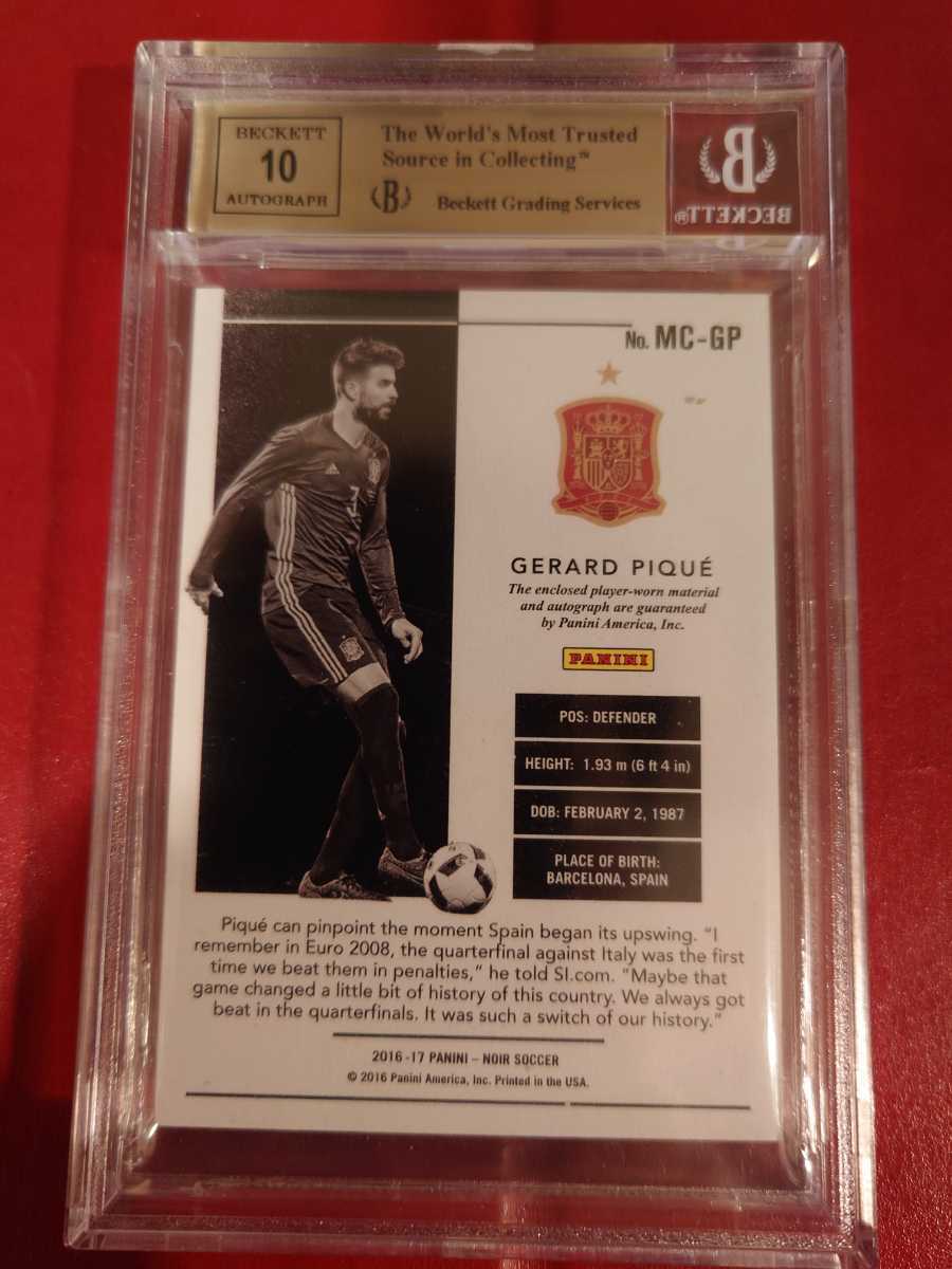 Panini Noir GERARD PIQU 25シリアル サインカード JerseyNumber BGS鑑定品_画像2