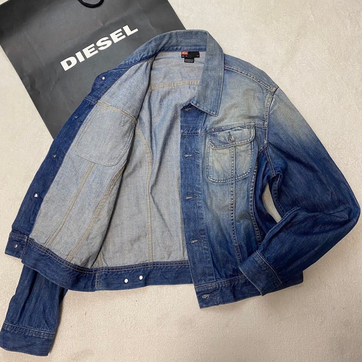 稀少XL『極美品』ウォッシュ加工 ディーゼル DIESEL デニム ジャケット Gジャン ブルゾン インディゴ ブルー ロゴ刻印ボタン ジージャン_画像1