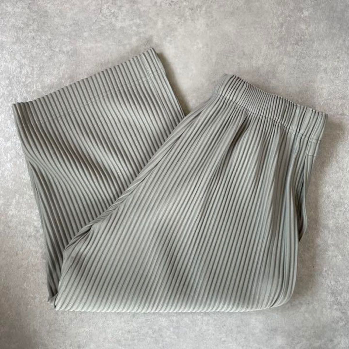 HOMME PLISSE ISSEY MIYAKE 2020SS プリーツパンツ|Yahoo HOMME PLISSE ISSEY MIYAKE 2020SS プリーツパンツ|Yahoo