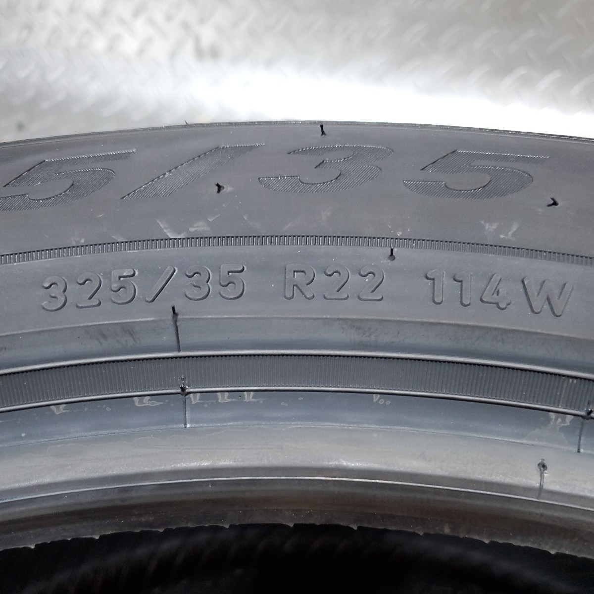 【新品】【お買い得商品】PIRELLI ピレリ SCORPION スコーピオン WINTER 325/35R22 114W XL 21年製 スタッドレスタイヤ2本セット_画像8