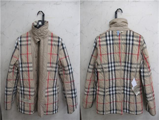 ☆ BURBERRY BRIT バーバリー ブリット キルティング ジャケット コート アウター ベージュ ノバチェック Mサイズ S4012314_画像3