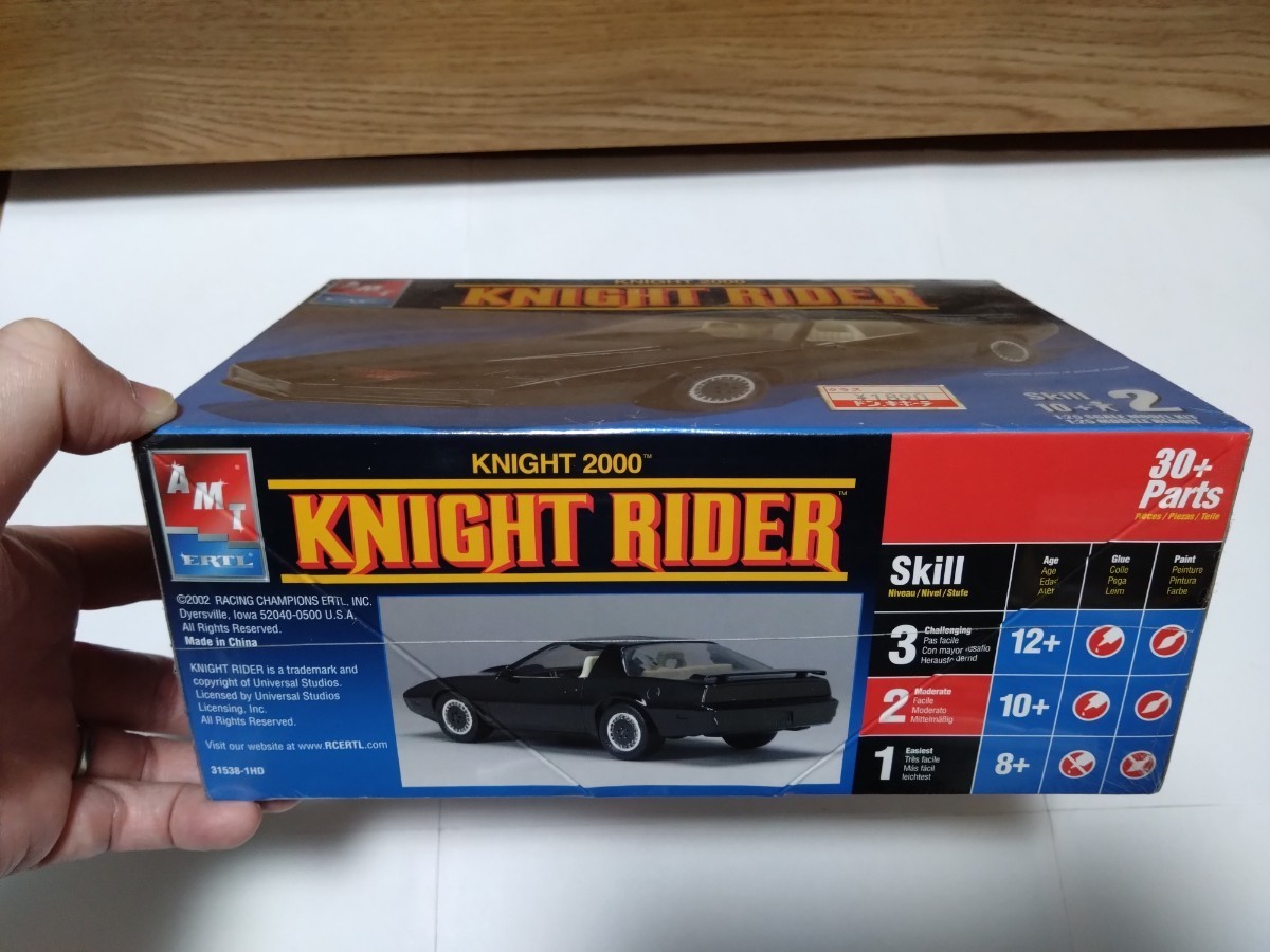 AMT 1/25 KNIGHT RIDER KNIGHT 2000 K.I.T.T. ナイトライダー ナイト2000 キット プラモデル 未組立_画像2