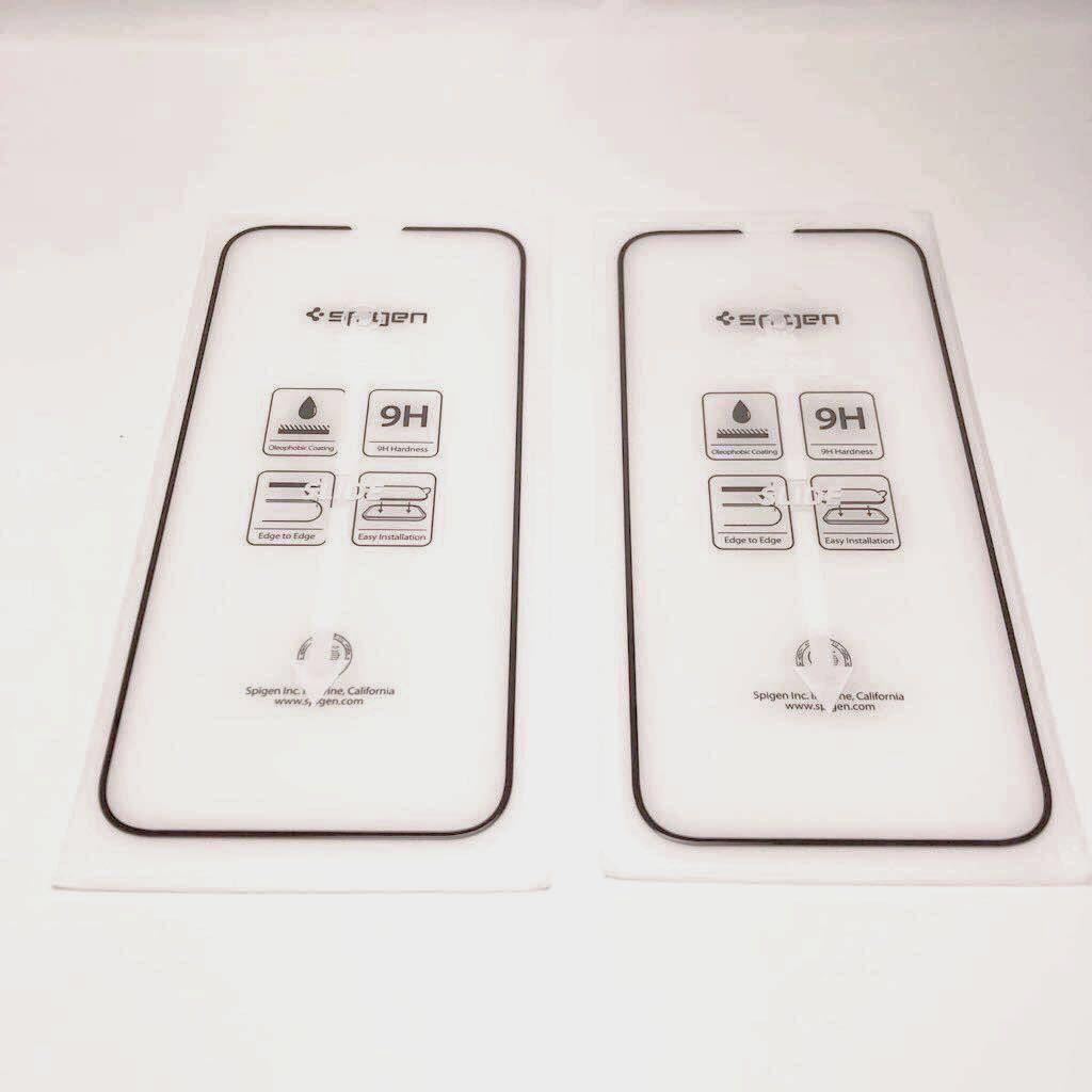 【未使用】【spigen】iPhone 13 Pro Max 対応 ガラスフィルム(2枚入り)ガイド枠付き 9H硬度硝子 キズ付きにくい 全面保護 クリア_画像4