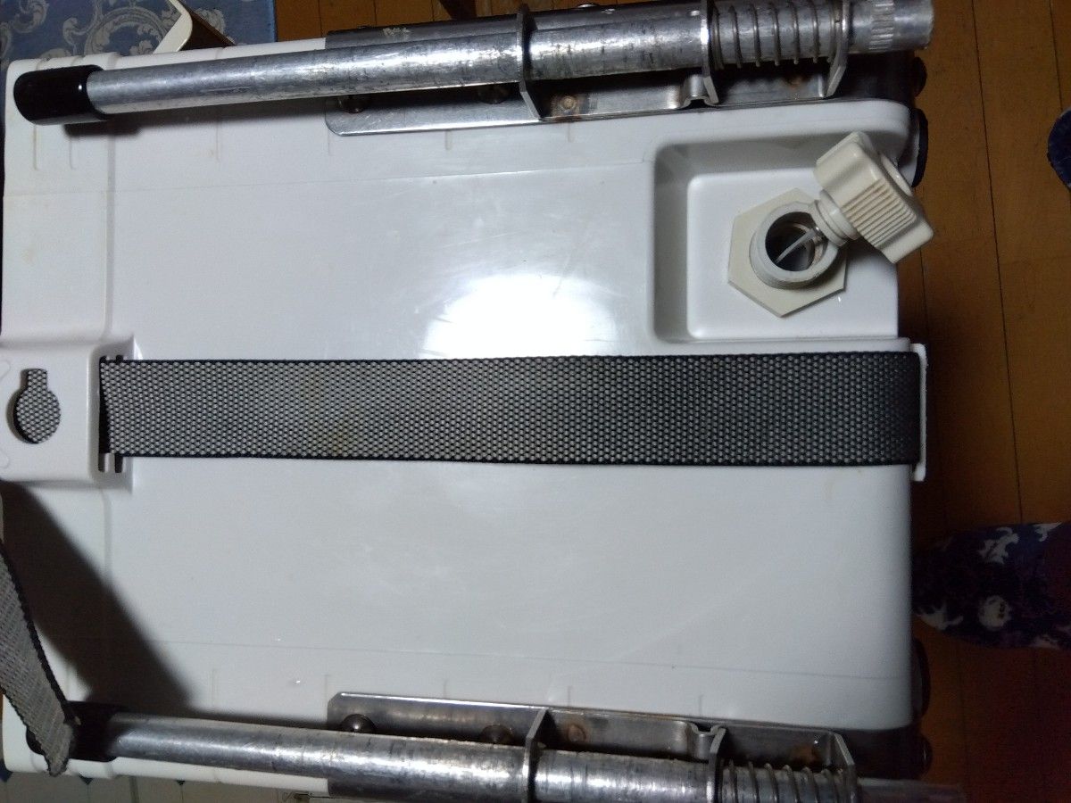紀州釣り用改良クーラーボックス ダイワ クールライン GXU1600 紀州釣り用改良クーラーボックス ダイワ クールライン GXU1600