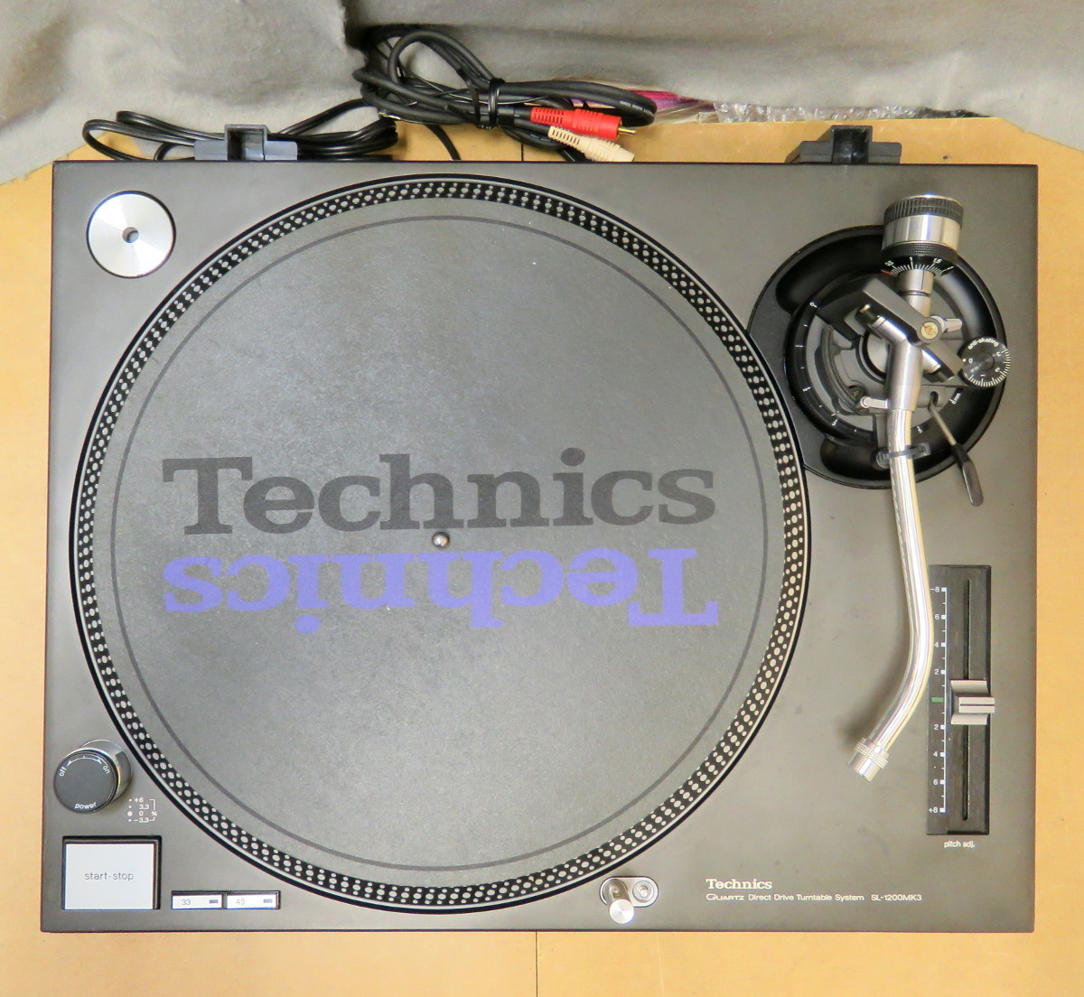 ターンテーブル Technics SL-1200 Mk3 ダストカバー・ディスクスリップシート付属 動作確認済_画像5