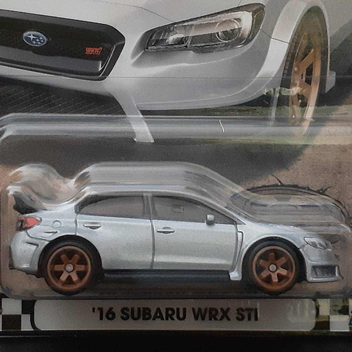 HOT WHeeLs 2016 SUBARU WRX STi 銀 メタリック スバル　インプレッサ ミニカー ストリート 仕様 Brembo PIAA 峠 ホットウィール_画像2