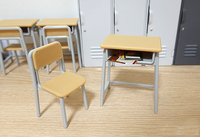 ミニチュア 学校机 椅子 イス デスク セット スクール 学習机 1 ミニチュア 学校机 椅子 イス デスク セット スクール 学習机 1