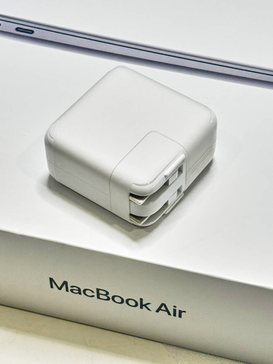 新品未使用　M1 MacBook Air 付属品 Apple純正 30W USB-C 急速電源アダプタ_画像1