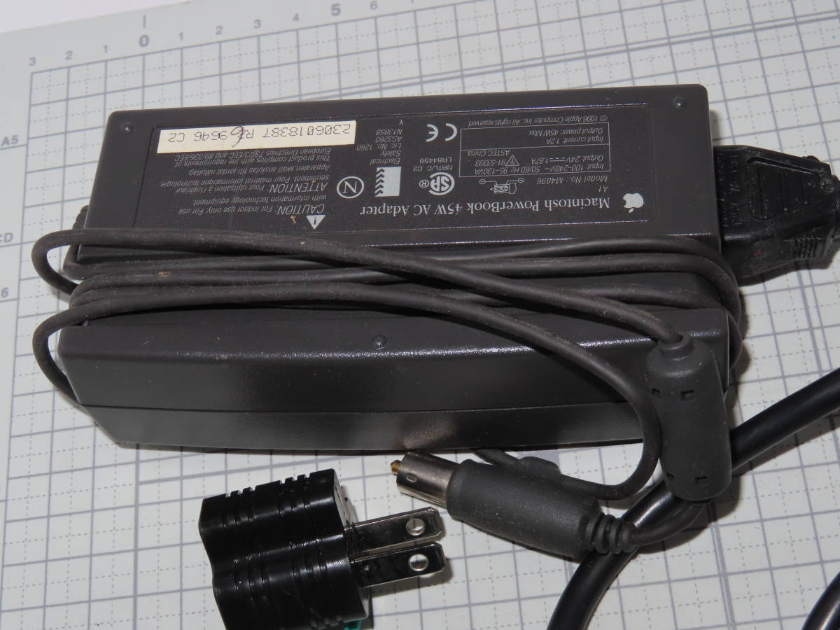 Apple製 Macintosh PowerBook 45W AC Adapter M4896_画像1