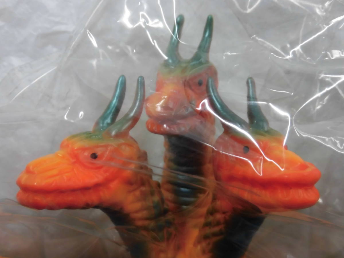 【メーカー袋入り、長期保存品】 1992 ブルマァク 復刻 東宝 怪獣シリーズ ソフビ キングギドラ Toho Monsters Soft vinyl Figure Ghidorahの画像3