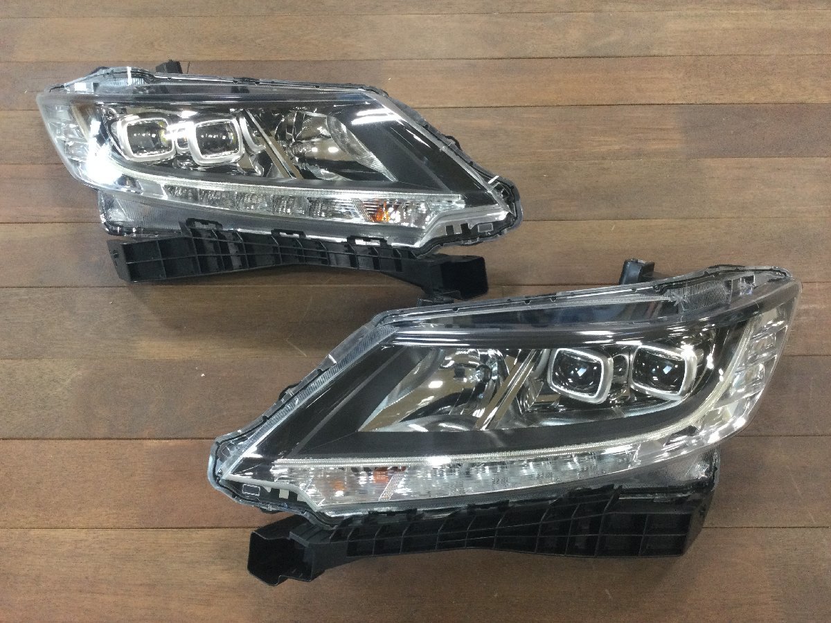 RC1 オデッセイ アブソルート LED コーナリングランプ付 純正 ヘッドライト KOITO 100-18076 左右セット　　　　　2302695 　　2I7-2 　理_画像1