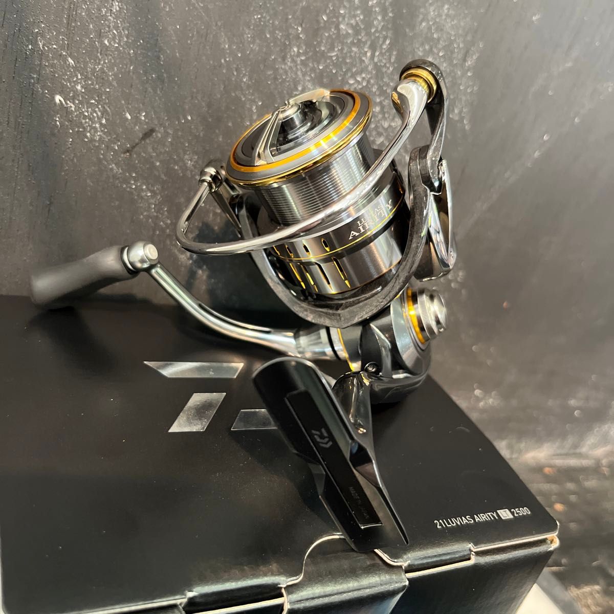 ダイワ ルビアスエアリティ LT2500 未使用 リールケースセット ダイワ ルビアスエアリティ LT2500 未使用 リールケースセット