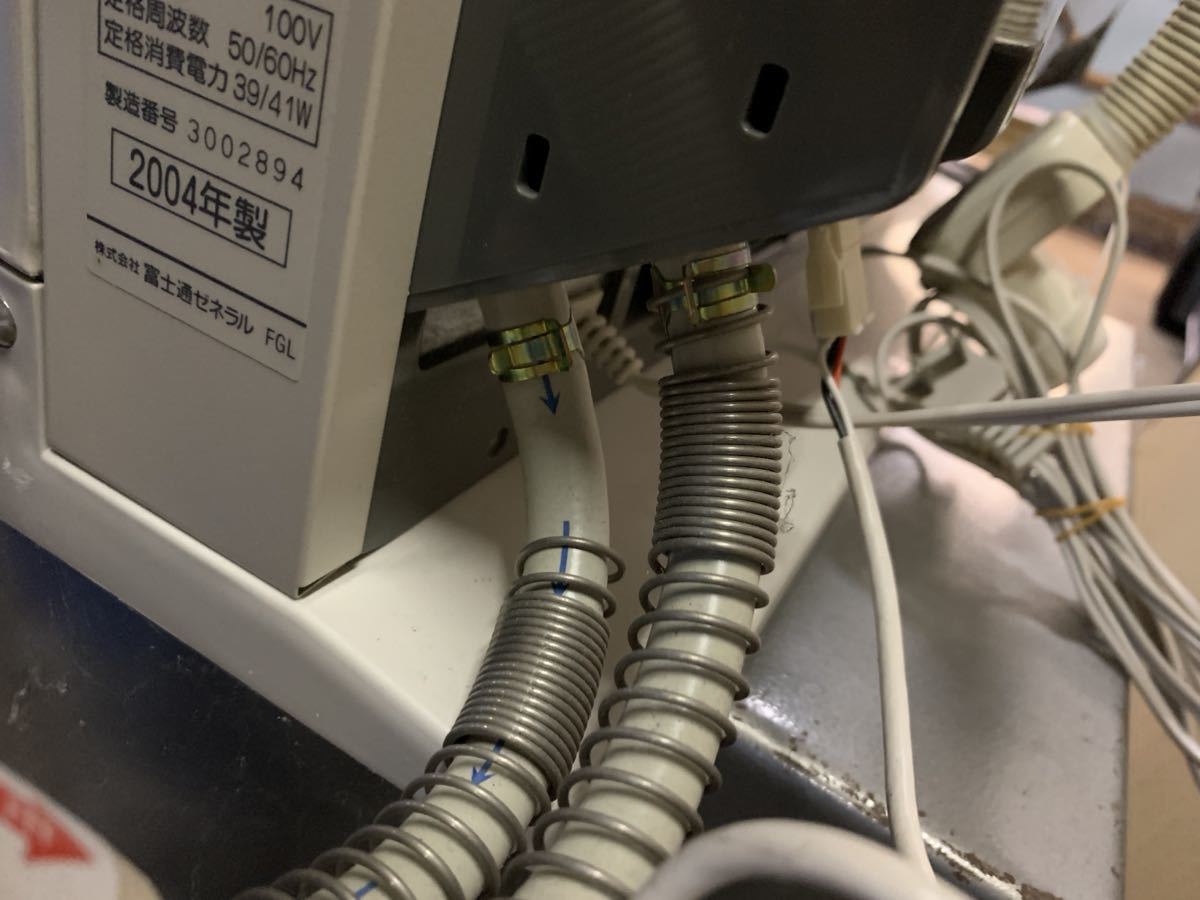 富士通 ゼネラル 温水ルームヒーター ホットマン KH-60N-W 室内 富士通 ゼネラル 温水ルームヒーター ホットマン KH-60N-W 室内