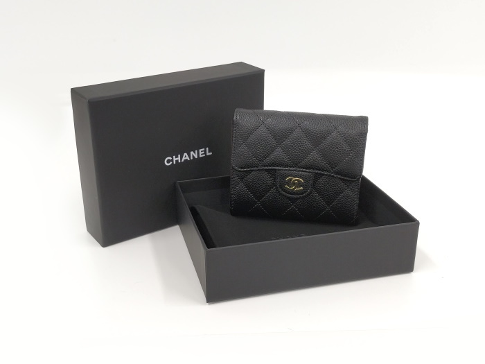 【中古】CHANEL クラシック スモールフラップ ウォレット キャビアスキン マトラッセ ブラック AP0230_画像10