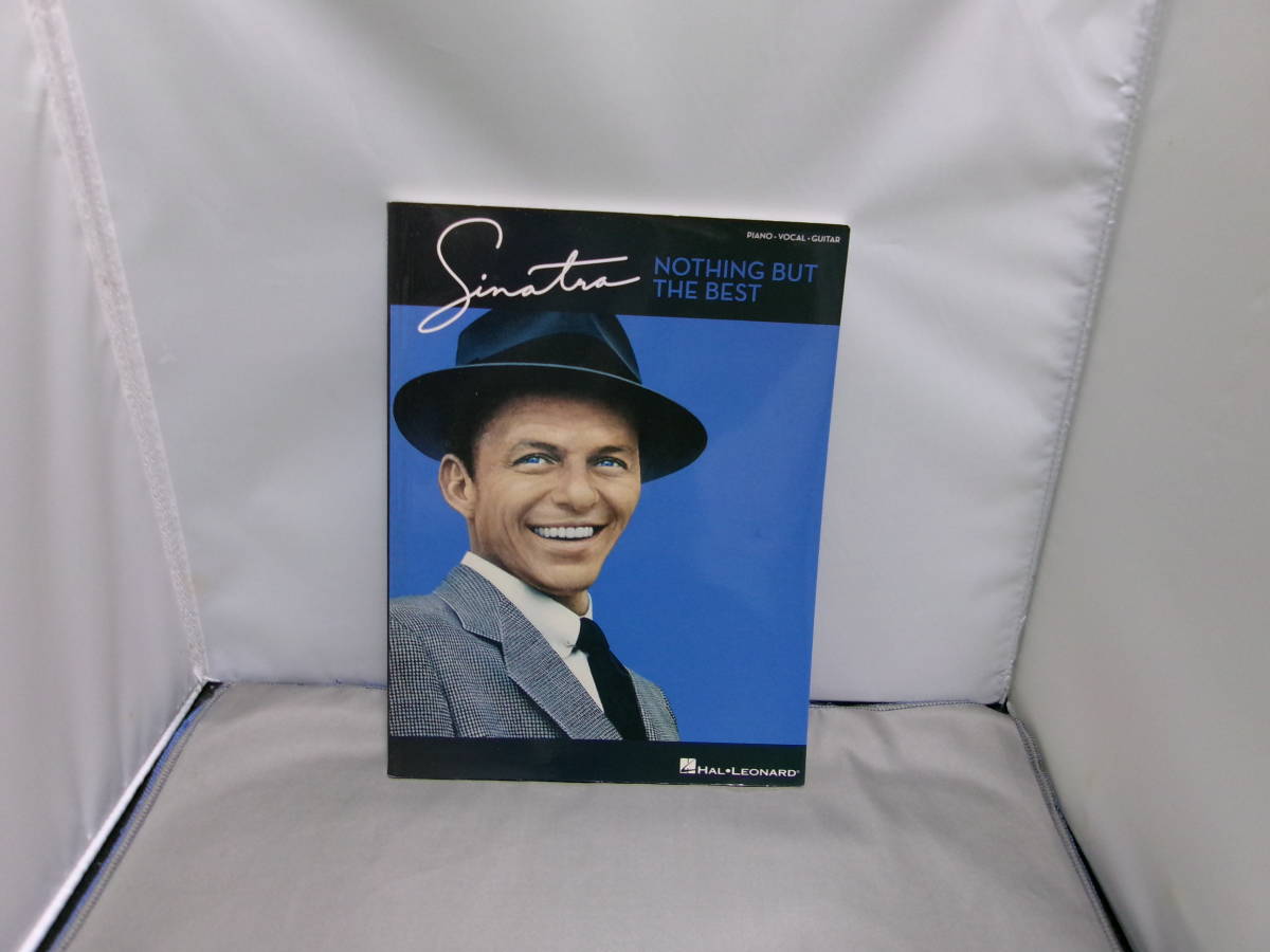 NOTHING BUT THE BEST PIANO.VOCAL.GUITAR 　SINATRA 　洋書　楽譜_画像1