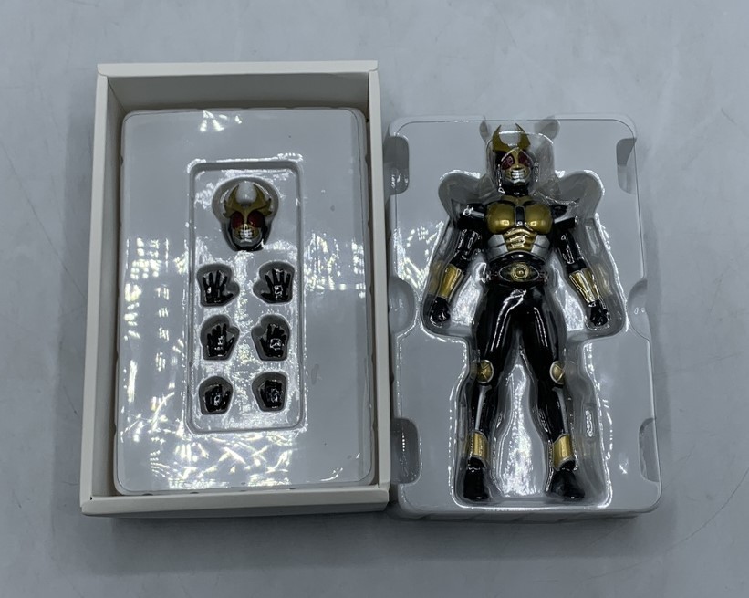 【中古】バンダイ　ＢＡＮＤＡＩ　S.H.Figuarts 仮面ライダーアギト　グランドフォーム　開封品[240070116154]_画像3