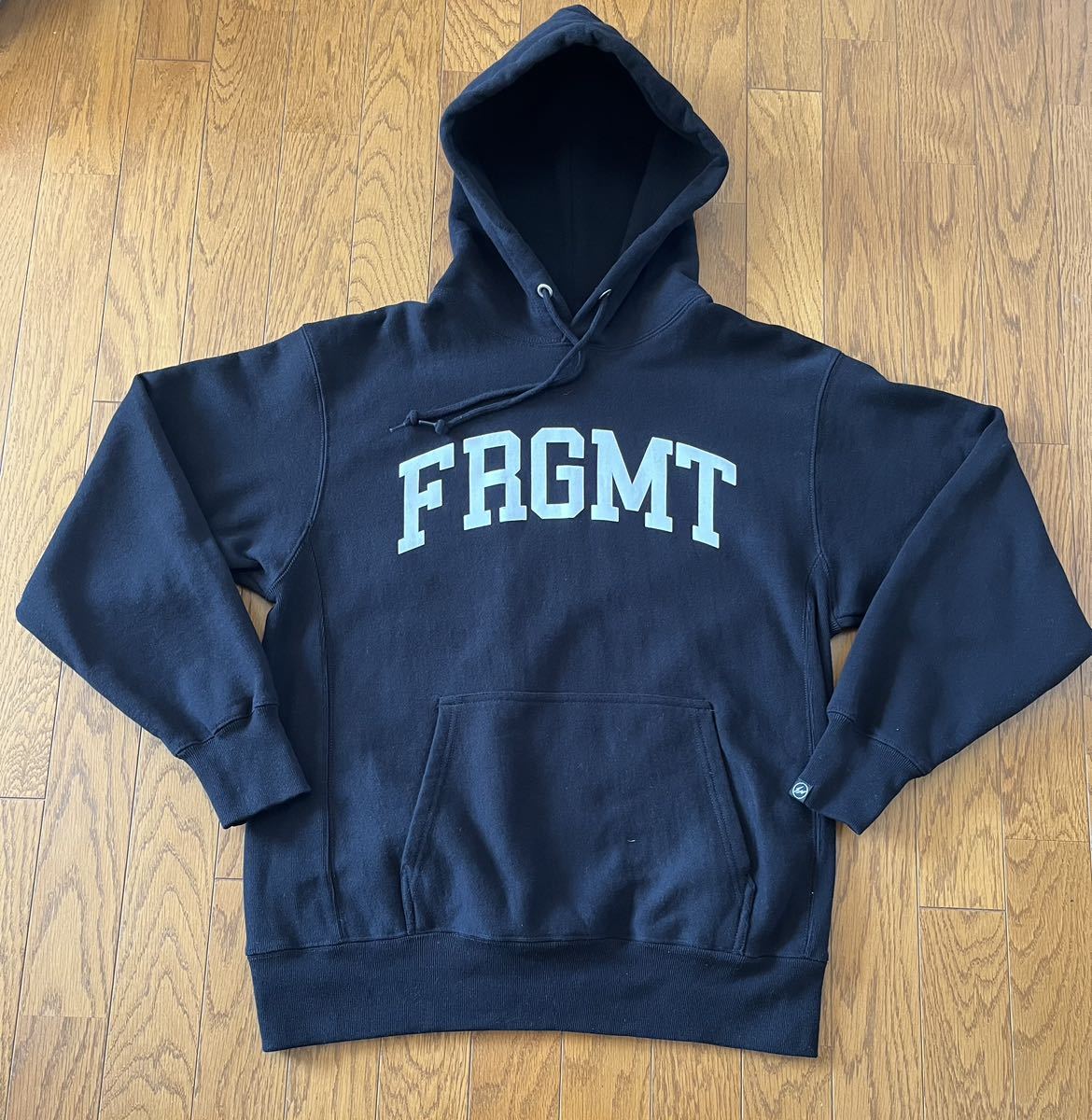 ◆ fragment university sweat hoodie 黒Mサイズ　フラグメントデザイン　藤原ヒロシ　スウェット カレッジ パーカー ◆