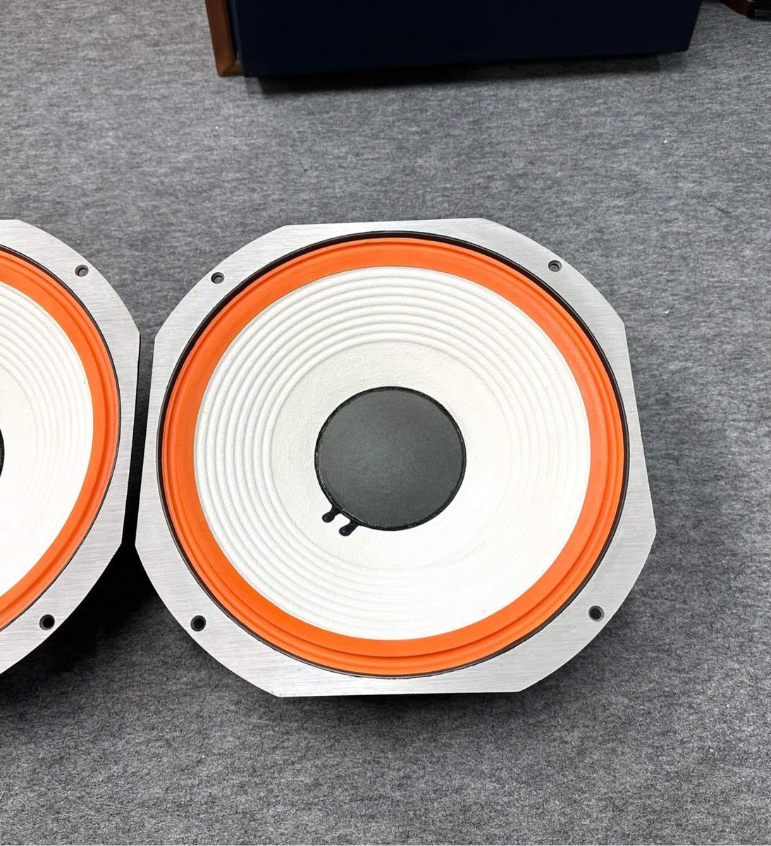 JBL LE 14A アルニコ ユニット ペア 。動作品。エツジ交換済み_画像2