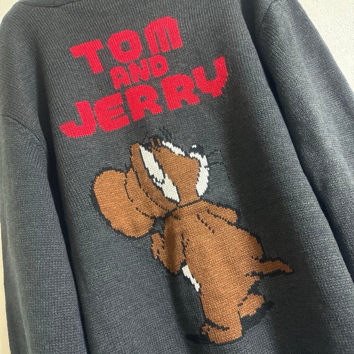 トムとジェリー バックプリント ニットカーディガン セーター