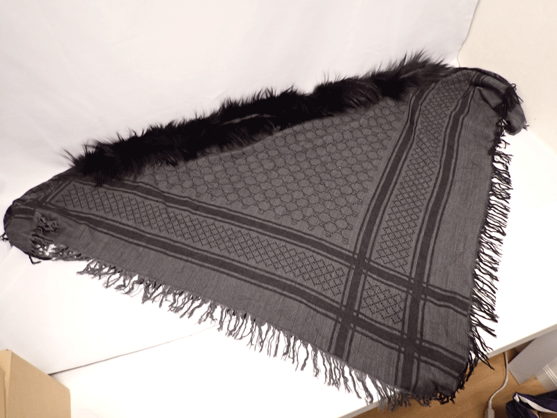  used beautiful goods # Gucci #GG Logo # wool silk fox fur # stole # shawl # high class popular black lady's free shipping 