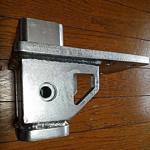 亜鉛メッキ　塩害対策　ヒッチレシーバー ランクル40 ランクル70 ランクル80　Hitch　receiver　landcruiser　厚み12mm. ジェットスキー_画像6